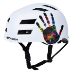 Casco sportivo per bambini bianco con motivo di mani colorate e sfondo bianco