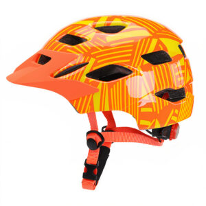 Casco da bicicletta con luce posteriore per bambini. Di buona qualità e molto pratico.
