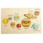 Puzzle del sistema solare in legno con pianeti colorati