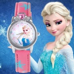 Orologio Principessa Anna con decorazione di diamanti, cinturino rosa e sfondo cielo blu