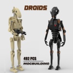 Statuette di droidi beige e neri in stile lego della serie Star Wars