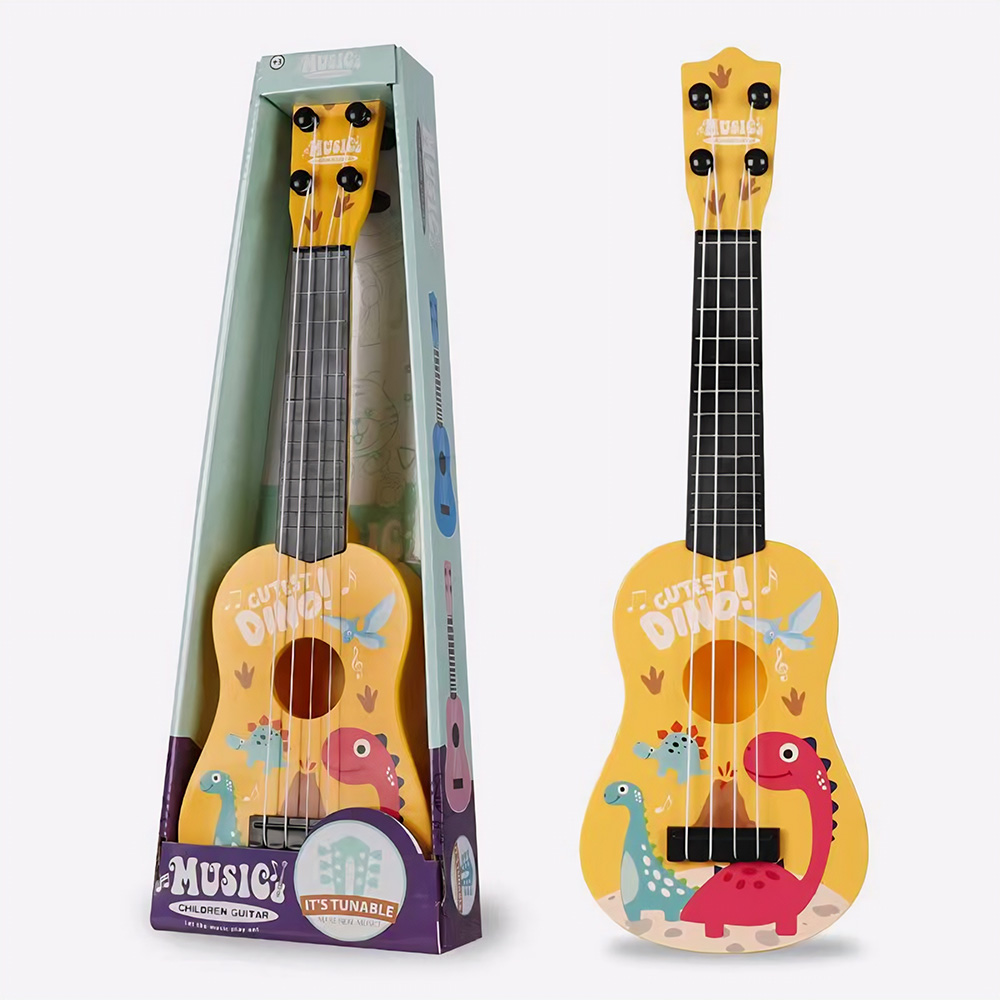 IMG_09_03_mini_guitare_4_cordes_imprime_dessin_anime_1.jpg Deu mini guitares à 4 cordes avec imprimé dessin animé jaune sur fond blanc, l'une dans sa boîte et l'autre en dehors de son emballage.