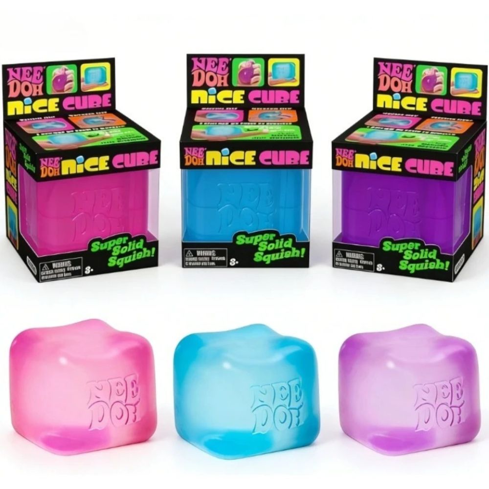 IMG_Cube_sensoriel_anti-stress-_presser_forme_glaconIMG_Cube_sensoriel_anti-stress-_presser_forme_glacon_8.jpg 3 boites de cube anti-stress avec en bas de l'image les 3 cubes anti-stress de chaqsue couleur : rose, bleu et violet. De la marque Needoh